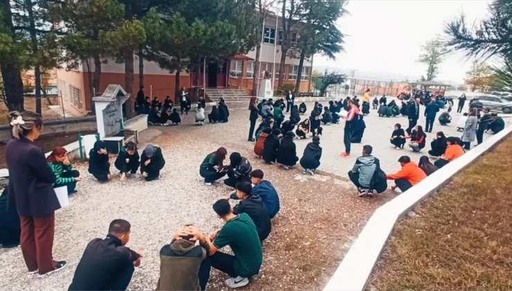 Yeşilyurt’ta okullarda eş zamanlı afet tatbikatı düzenlendi